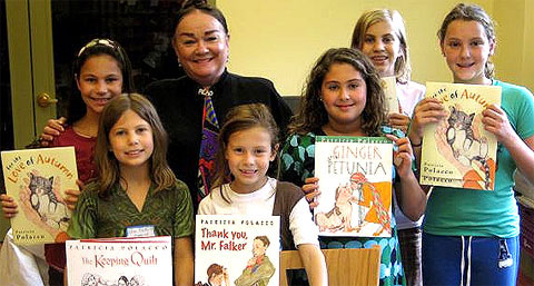 Children's author Patricia Polacco with kids at a classroom event