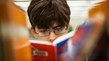 Hooking Struggling Readers: Using Books They Can and Want to Read